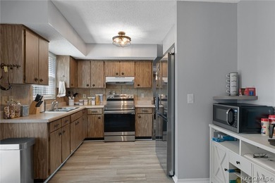 Move-in ready and full of charm, this well-maintained 2-bedroom - photo 11