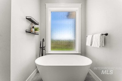 Experience elevated living in this move-in-ready Legacy home - photo 14