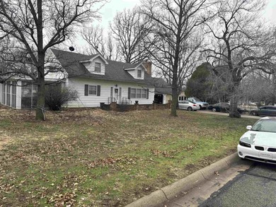 El Dorado Lake Home For Sale in El Dorado Kansas