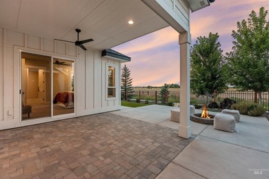 Experience elevated living in this move-in-ready Legacy home - photo 23