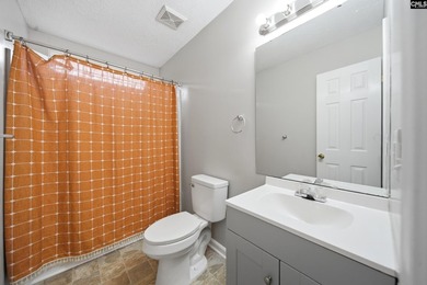 305 Cutter Ct is the kind of home that gives you space - photo 26