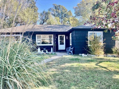 Augusta Lake Home For Sale in Augusta Kansas