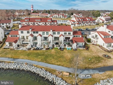 WATERFRONT Condo! Open House dates scheduled. Beautifully - photo 31