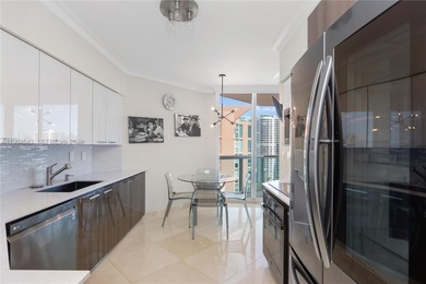 Spectacular 20th-floor residence with unobstructed panoramic