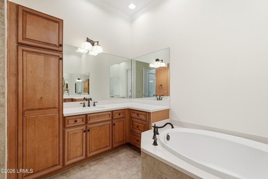 This Berkeley Hall residence now feels light, bright, and - photo 44