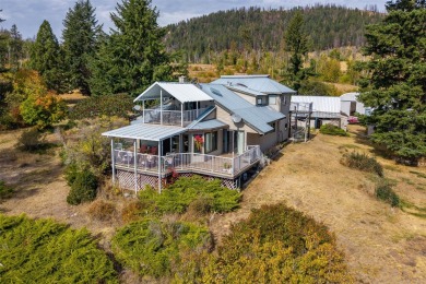 Lake Home For Sale in Lee Creek,