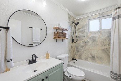 Welcome to this beautifully renovated 4-bedroom, 2-bath home - photo 17