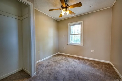Nestled on 1.7 scenic acres in Hot Springs, Arkansas, this - photo 19