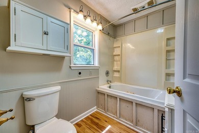 Nestled on 1.7 scenic acres in Hot Springs, Arkansas, this - photo 20