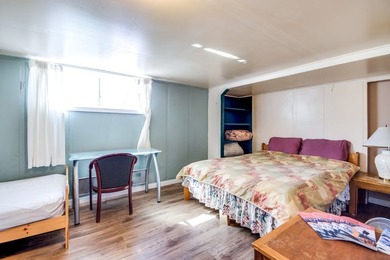 Fantastic Downtown Investment: Prime P2 Zoned Property with - photo 23