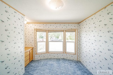 Escape to the peace and privacy of country living with this - photo 30