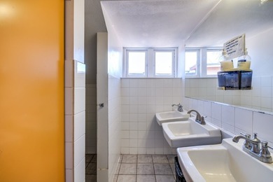 Fantastic Downtown Investment: Prime P2 Zoned Property with - photo 32