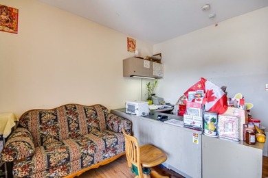 Fantastic Downtown Investment: Prime P2 Zoned Property with - photo 36