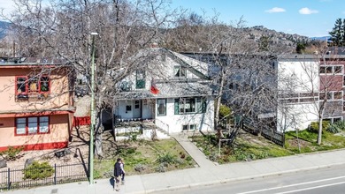Fantastic Downtown Investment: Prime P2 Zoned Property with - photo 37