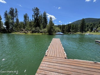 Incredible opportunity to own a well loved lake view home in - photo 5