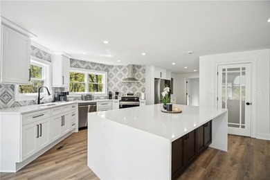 Welcome to The Haven at Bent Tree, a luxurious and fully - photo 11