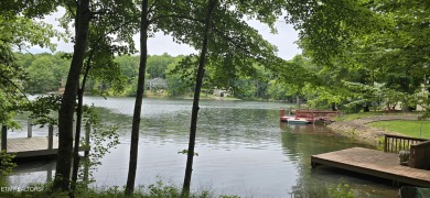 Lake Sherwood Lot For Sale in Crossville Tennessee