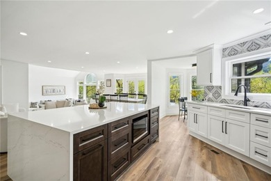 Welcome to The Haven at Bent Tree, a luxurious and fully - photo 13
