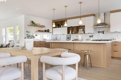 Nestled in Oakland's coveted Crocker Highlands neighborhood, 799 - photo 14