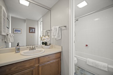 Stunning Oceanfront 1BD/1BA Condo at Sealodge - Prime End-Unit - photo 14