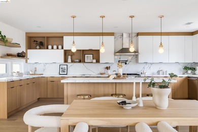 Nestled in Oakland's coveted Crocker Highlands neighborhood, 799 - photo 15