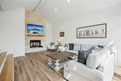 Welcome to The Haven at Bent Tree, a luxurious and fully - photo 15