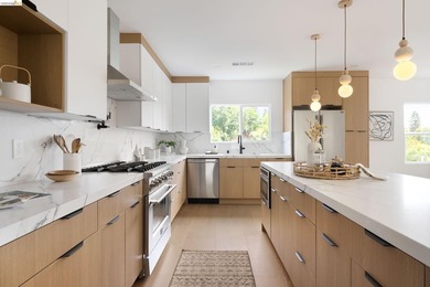 Nestled in Oakland's coveted Crocker Highlands neighborhood, 799 - photo 17