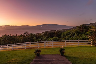 The road up to 21 Hulumanu Place winds along a dramatic - photo 46