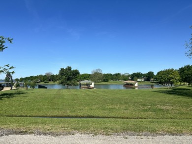 Off Water Shaded Lot with Cove Views - Lake Lot For Sale in Kerens, Texas