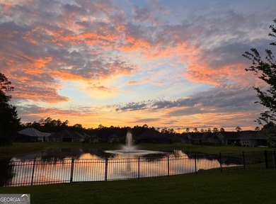 Looking for a stunning home, incredible view, and convenient - photo 8