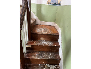 Opportunity knocks at 165 Lake George Ave! This 2-bedroom, 1 - photo 9