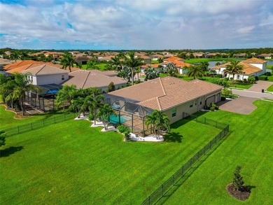 0.50 acre fenced lot, 3+ Car Garage 870 Sq ft, Heated Salt Pool - photo 3