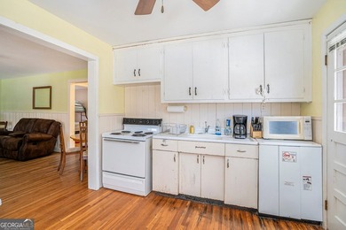 Here is your chance to own one of the largest fee-simple lots on - photo 12