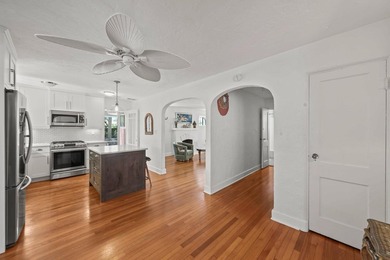 Rare opportunity to own a piece of Lake Worth Beach history in - photo 12