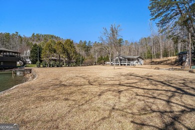 Here is your chance to own one of the largest fee-simple lots on - photo 33