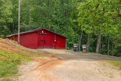 There is a Hidden Valley only 2 hours north of Atlanta where - photo 38