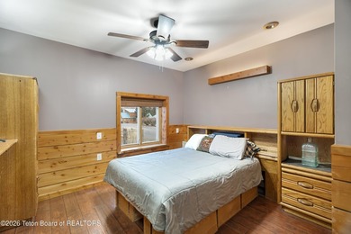 Located in the town of Dubois, this versatile live/work property - photo 20