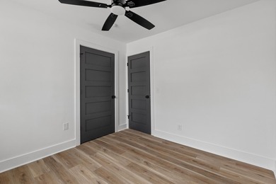 This wonderful renovated, turnkey home features 5 spacious - photo 27