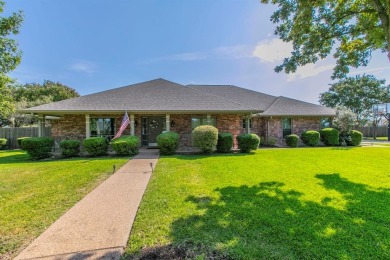 Lake Waco Home For Sale in Waco Texas