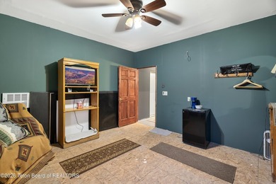 Located in the town of Dubois, this versatile live/work property - photo 31