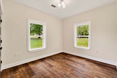 Experience the perfect blend of peaceful country living and - photo 38