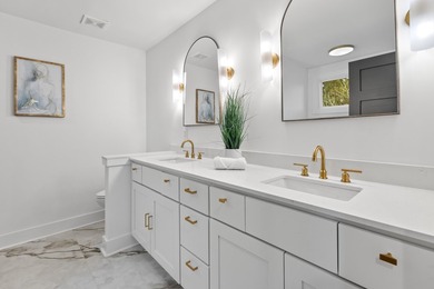 This wonderful renovated, turnkey home features 5 spacious - photo 42