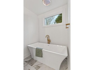 This wonderful renovated, turnkey home features 5 spacious - photo 43