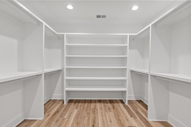 This wonderful renovated, turnkey home features 5 spacious - photo 48