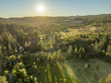 (private lake, pond, coastal) Home For Sale in Eagle Point Oregon