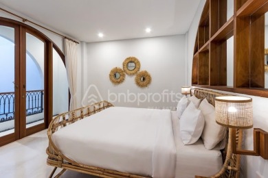 Chic and Cozy 3-Bedroom Villa in North Pererenan - photo 6