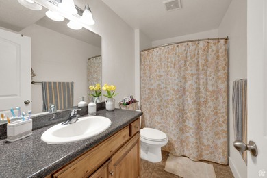 MAIN LEVEL CONDO! Centrally located with plenty of amenities - photo 15