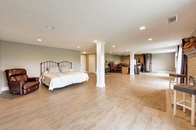 Stunning Updated Home with Water Views in Wedgewood! Welcome - photo 40