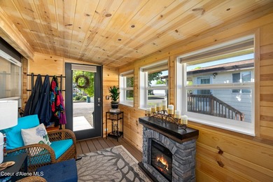 Extensively upgraded and remodeled 3 bed/2 bath corner lot home - photo 3