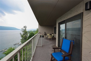 Enjoy the sunrises on the spacious balcony with million dollar - photo 7